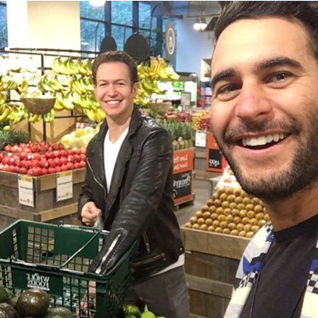 @adamgrowald wakes me up with "Dude want to come to with me? No pressure" I think "Whole foods no pressure? Mission accepted?" The best thing about all the is a I get to see my brothers and sisters all over the world.